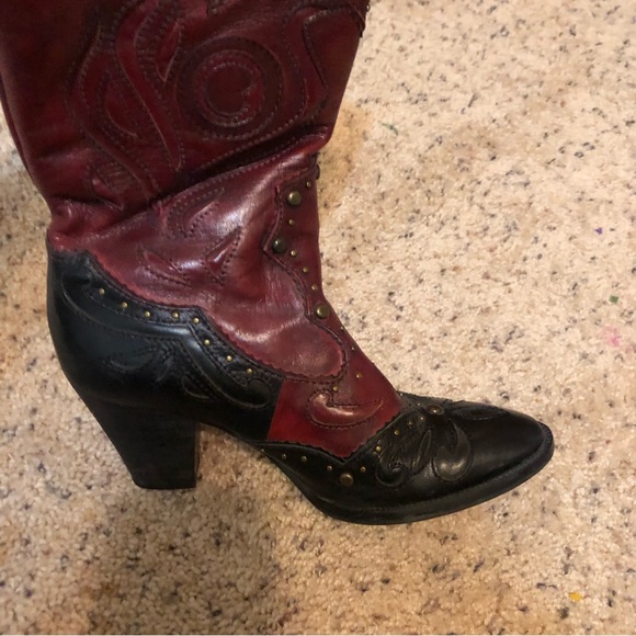 Beautiful boots - Picture 8 of 10